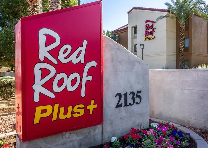 Red Roof Plus+ - Phoenix Airport Tempe